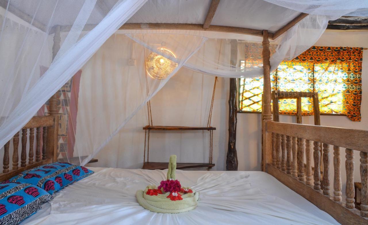 Evergreen Lodge *