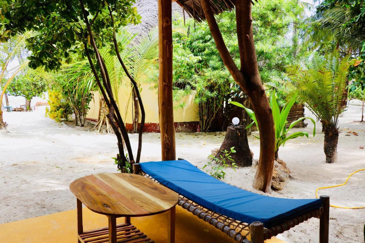 Evergreen Lodge Bwejuu